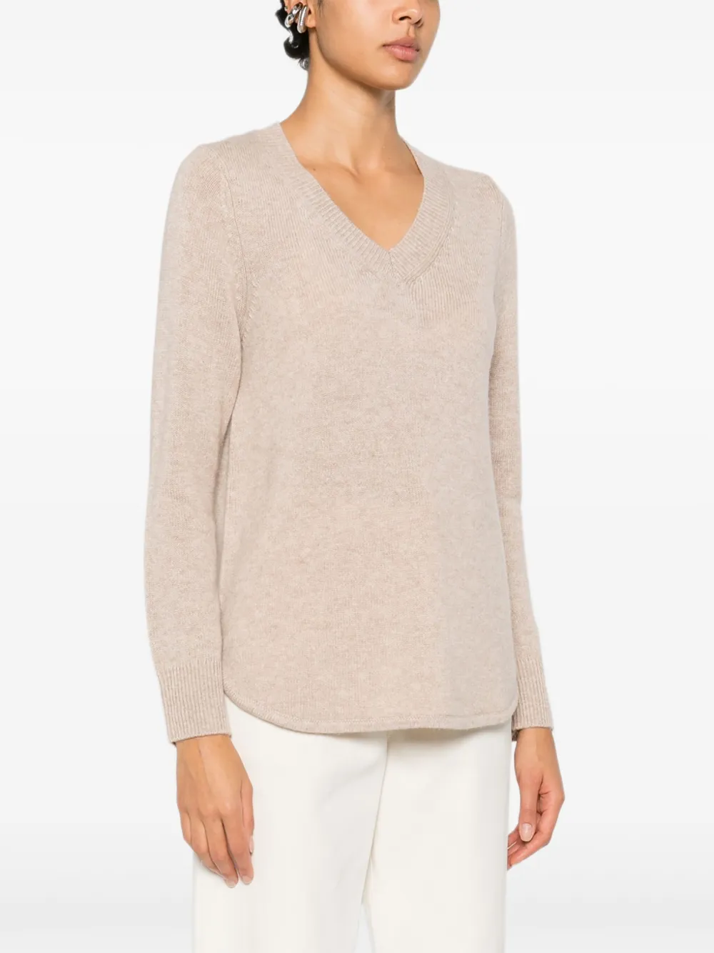 Hemisphere V-neck Curved Hem Sweater In Neutral