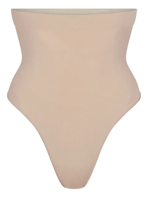 Skims seamless sculpt thong