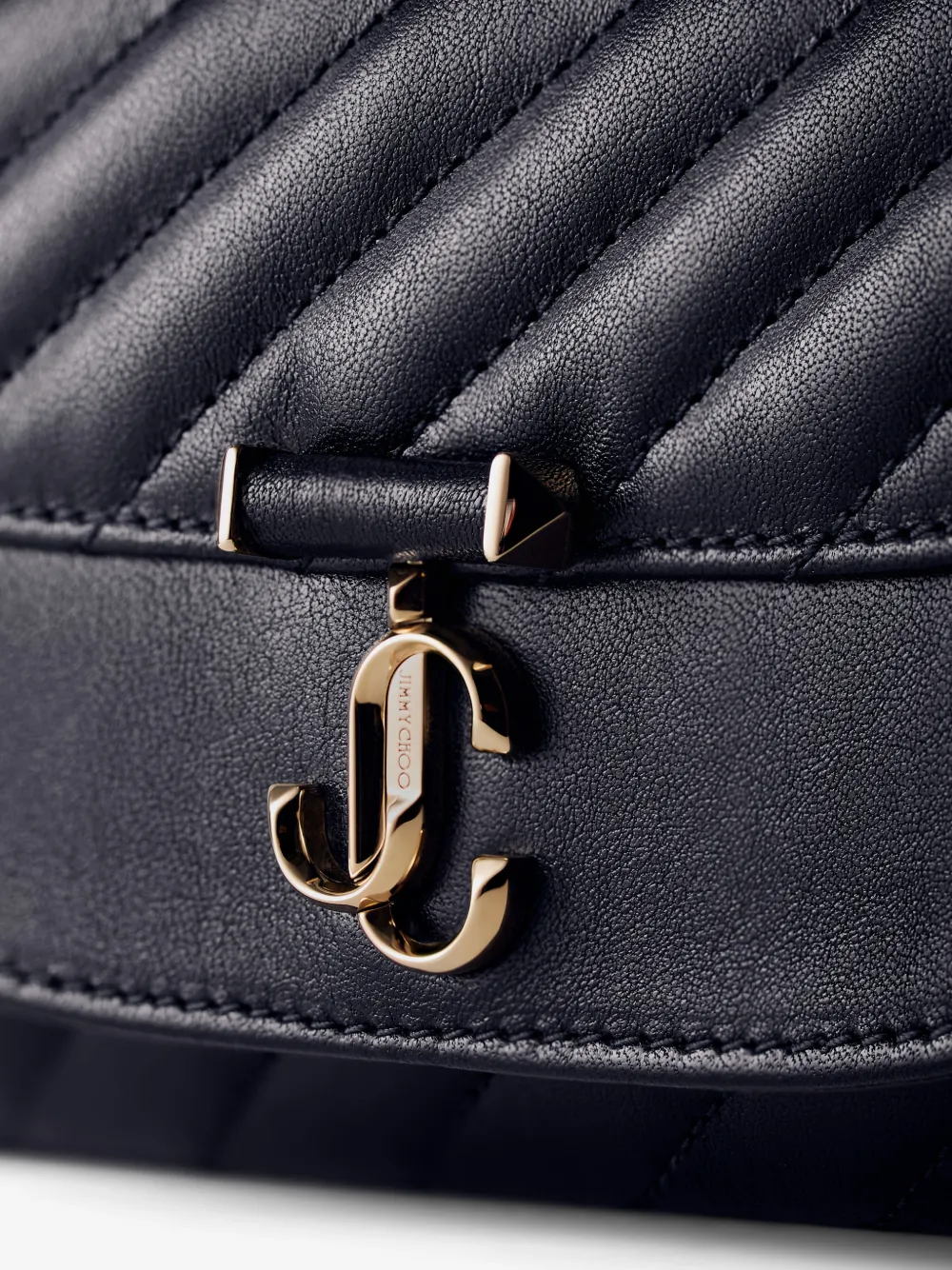 Jimmy Choo Curve gewatteerde mini-tas met kettingband Blauw
