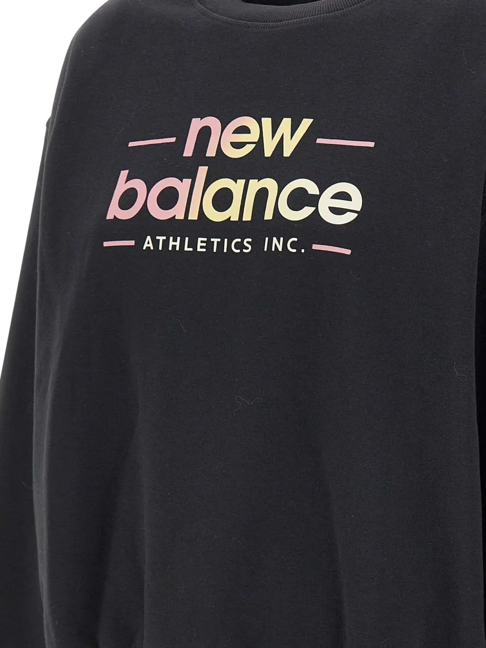 New Balance Logo-print Crew-neck Sweatshirt In Black