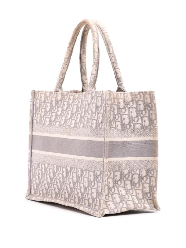 Christian Dior Pre-Owned 2020 Medium Oblique Embroidered Canvas