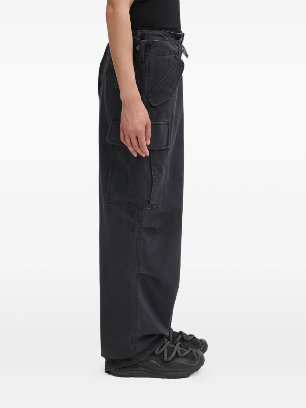  Maison Mihara Yasuhiro Layered Label Cargo Pants - Grey 