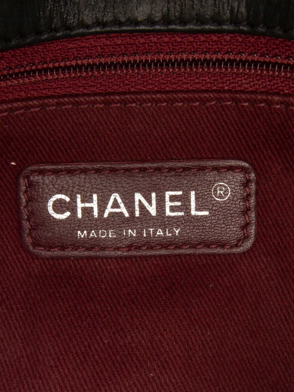 Pre-owned Chanel 2014-2015 Chocolate Bar Iridescent Calfskin Bubble Flap Shoulder Bag In Black