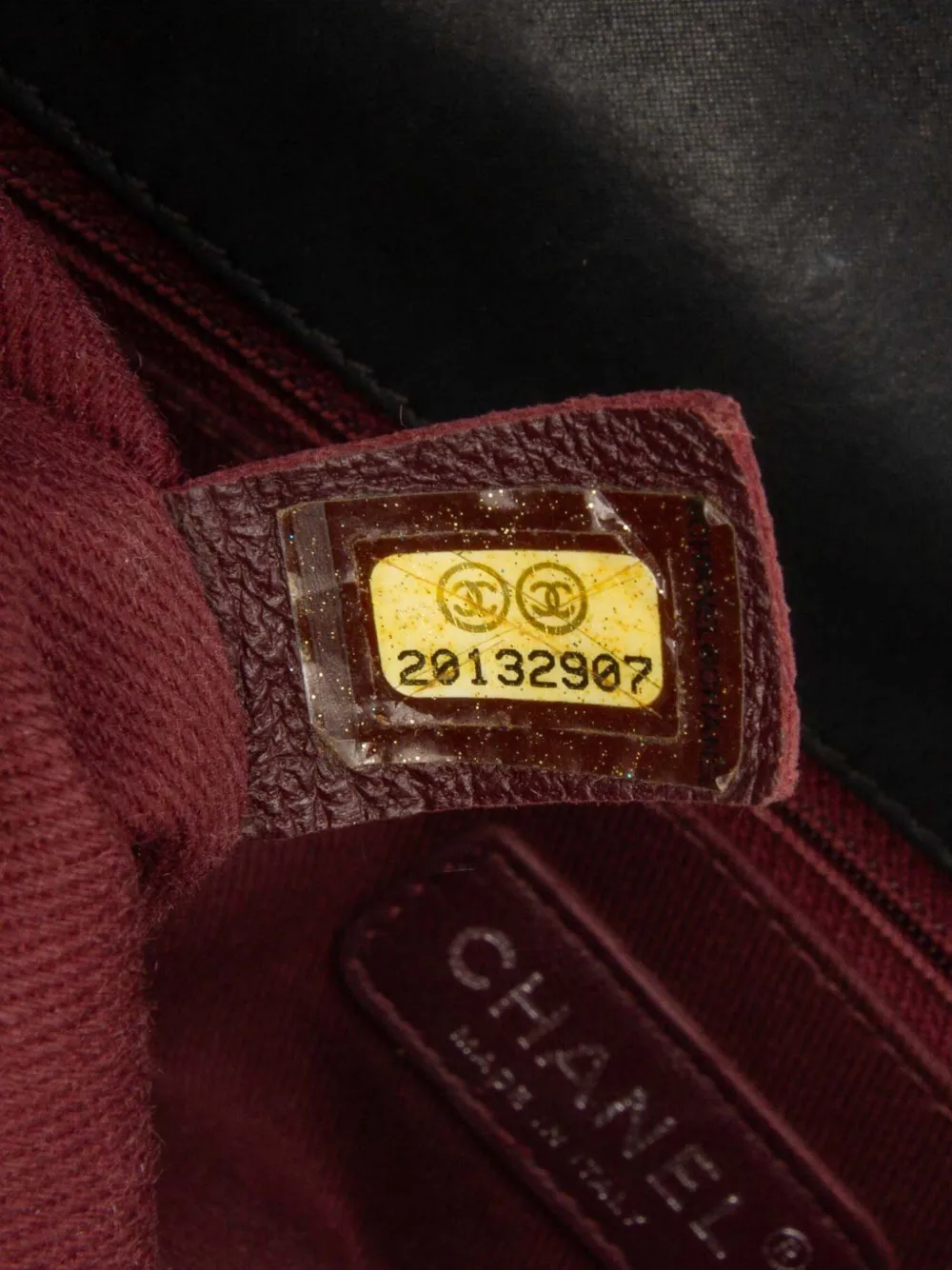 Pre-owned Chanel 2014-2015 Chocolate Bar Iridescent Calfskin Bubble Flap Shoulder Bag In Black