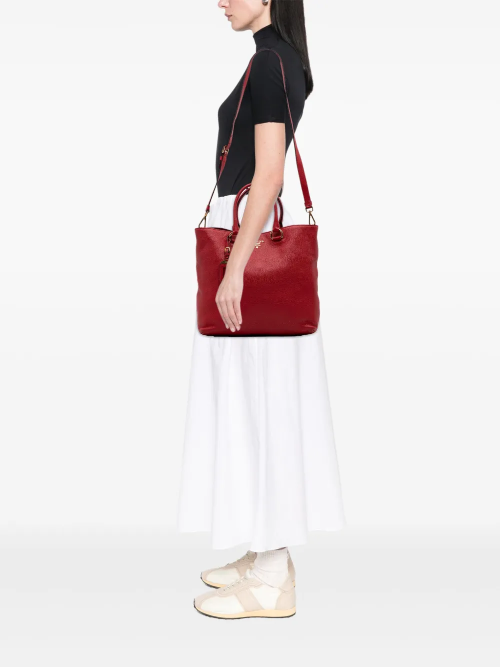 Prada Pre-Owned 2013-2025 Vitello Daino Open Convertible Tote satchel | Pre-Owned | Image 2