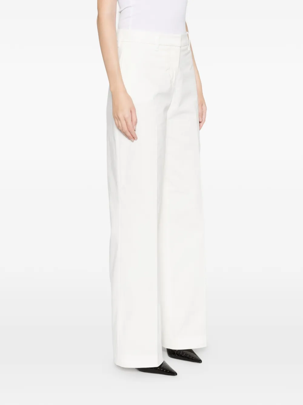 True Royal Niky Side-pocket Trousers In White