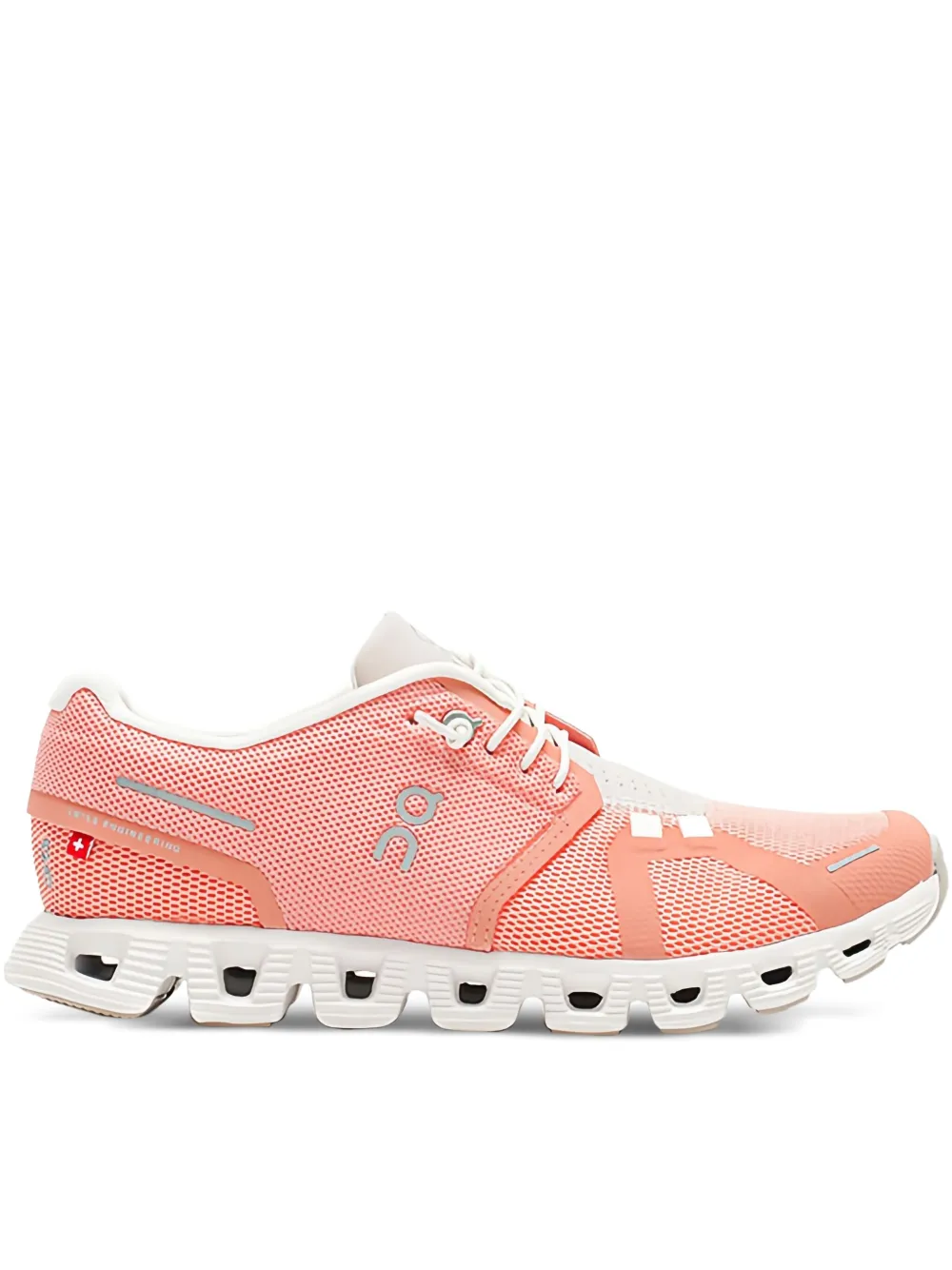 On Running baskets Cloud 5 | rose | Image 1