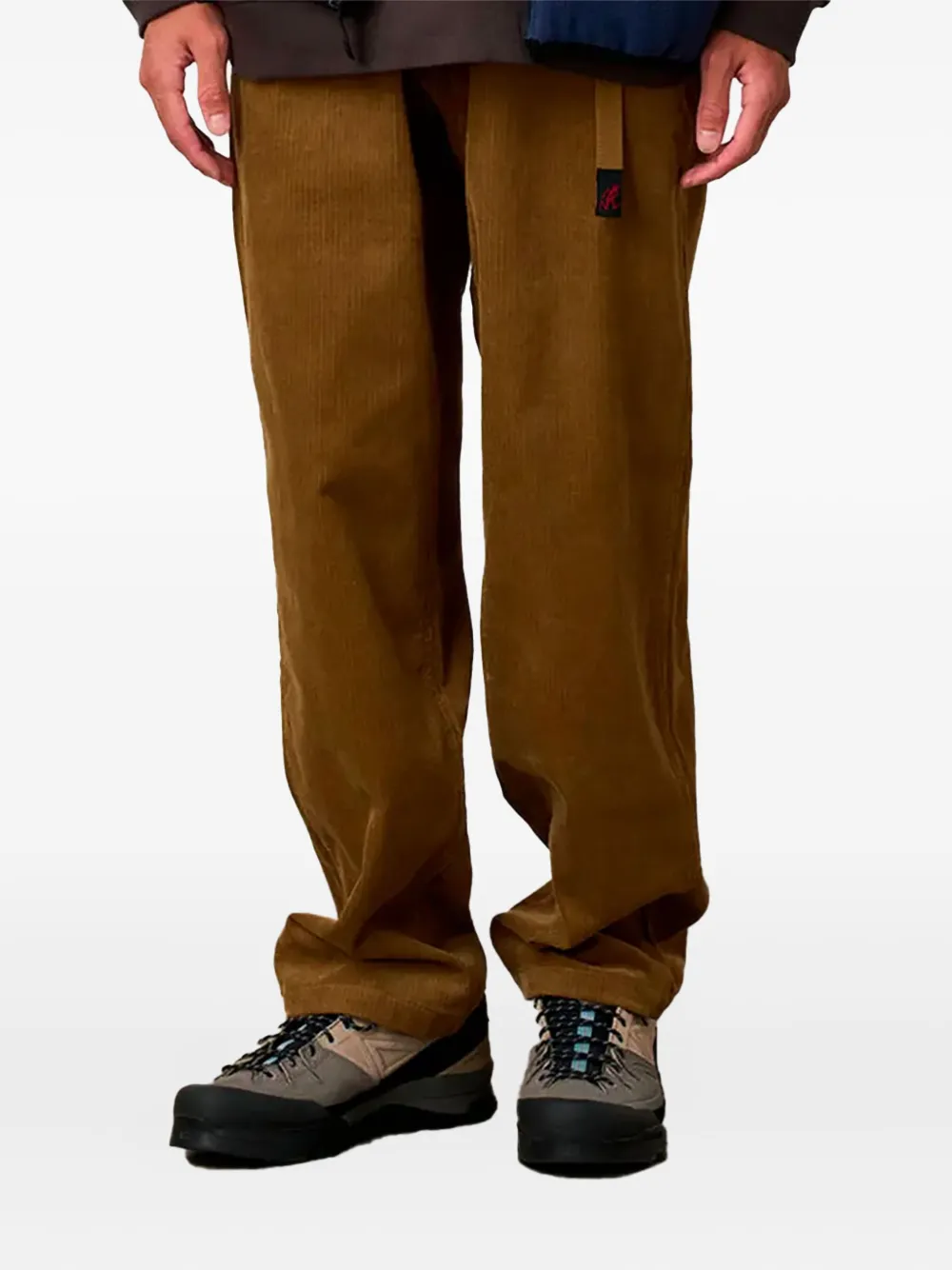 Gramicci belt-detail corduroy trousers - Bruin
