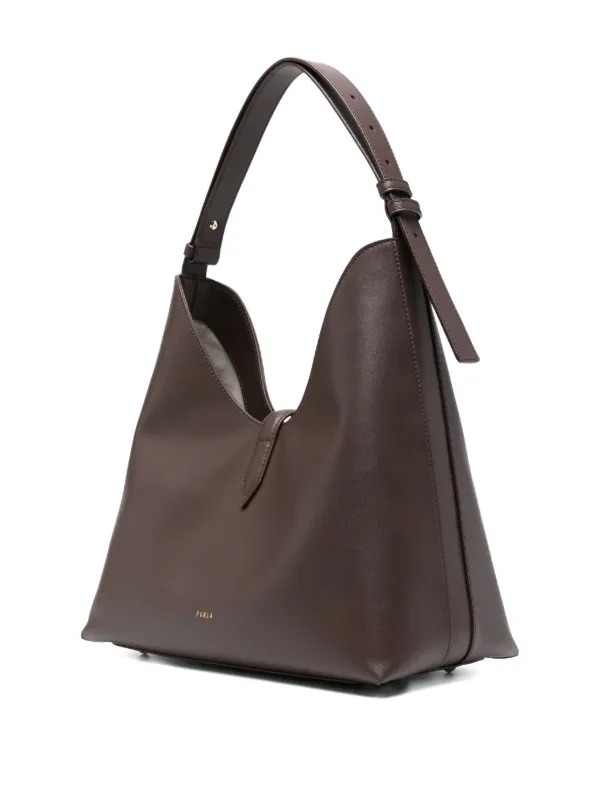 FURLA 本革大きめのショルダーバッグ ダークブラウン Furla ロゴ ショルダーバッグ M | ブラウン | FARFETCH JP
