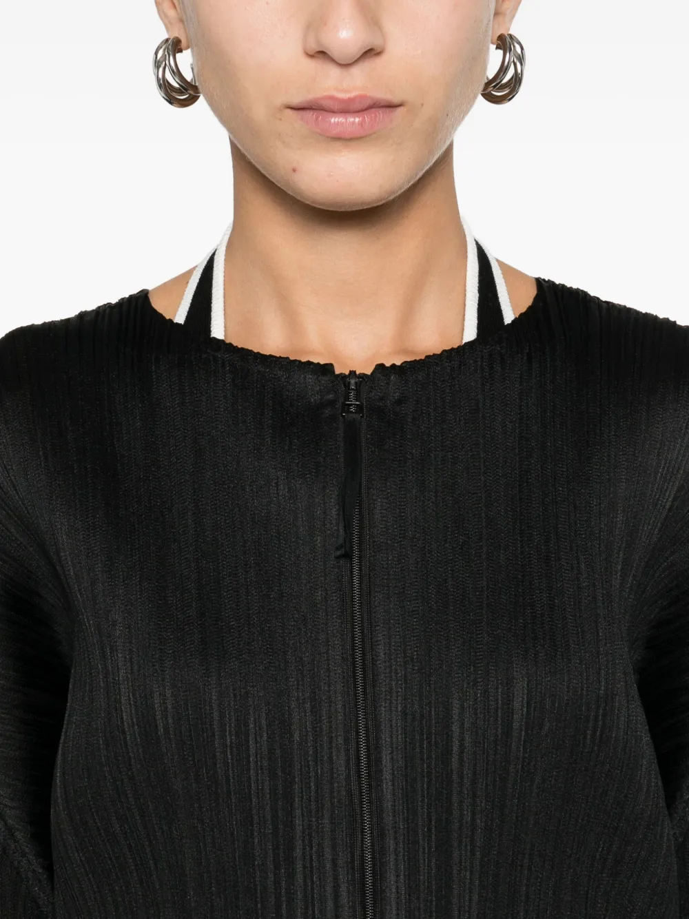 Issey Miyake Zip-up Cardigan In Black
