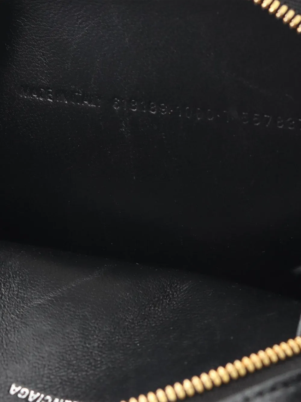 Pre-owned Balenciaga 2021 Grained Calfskin Cache Zip Phone Holder Crossbody Bag In Black