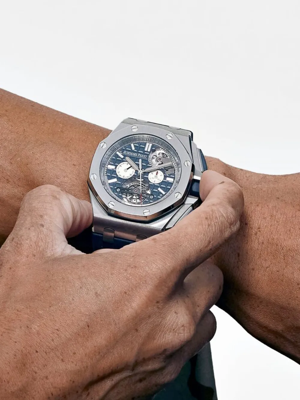 Pre-owned Audemars Piguet 2017 Royal Oak Offshore 44mm In Blue