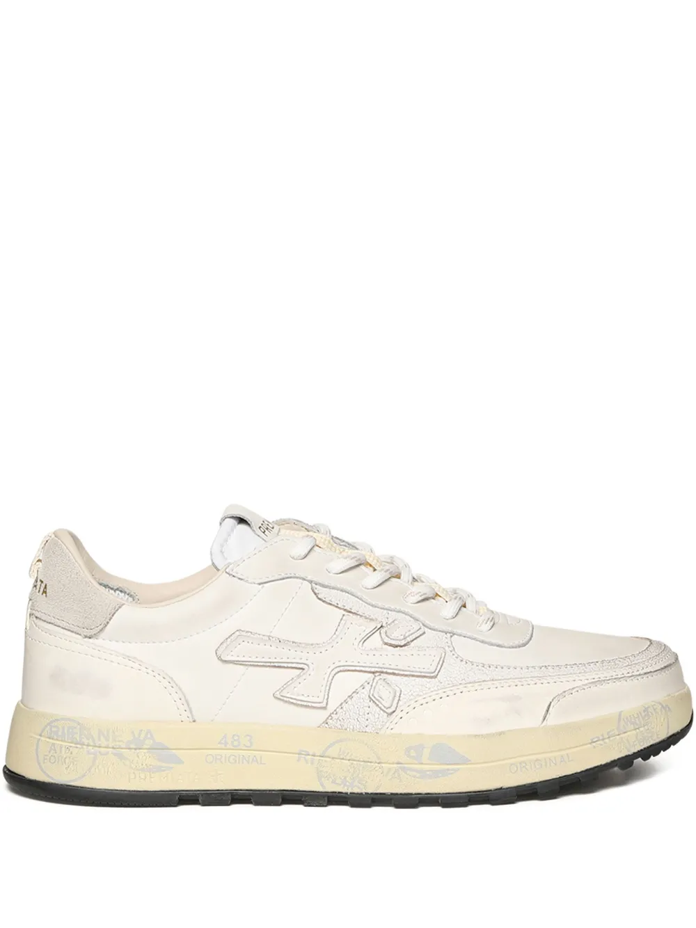 Premiata 7738 sneakers met logopatch Beige