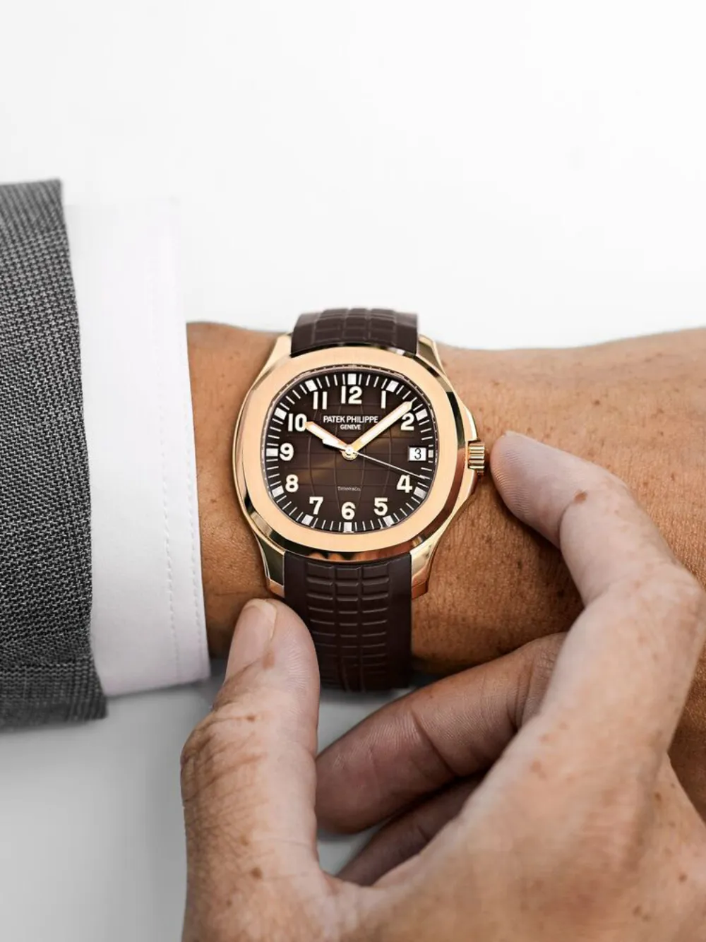 x Tiffany & Co. 2020 Aquanaut 40mm, image 3 of 6