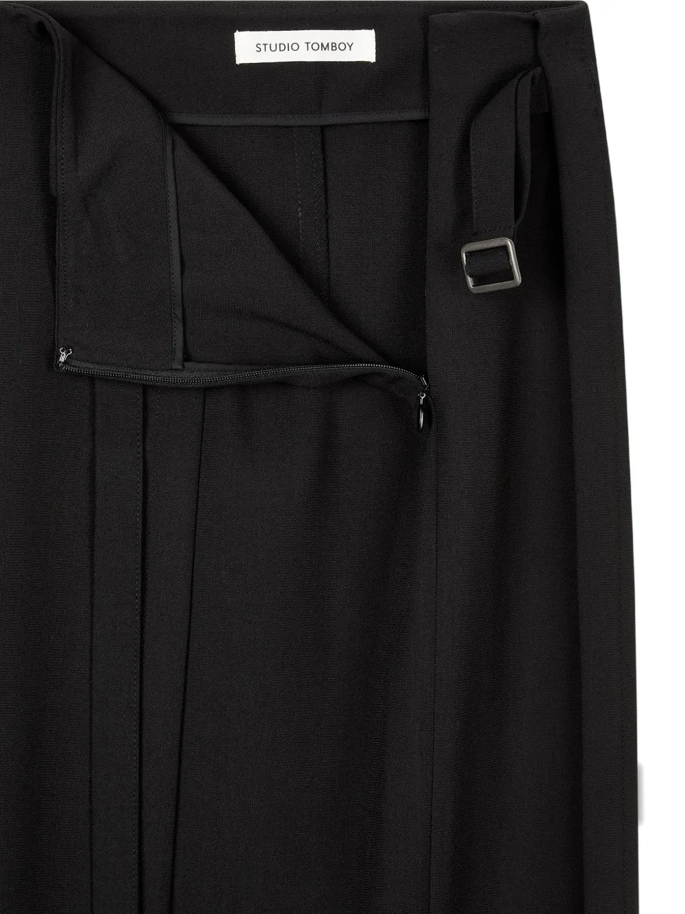 Studio Tomboy Wrap Long Skirt In Black