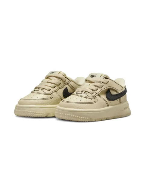 Nike Kids Air Force 1 Low LV8 Easy-On sneakers