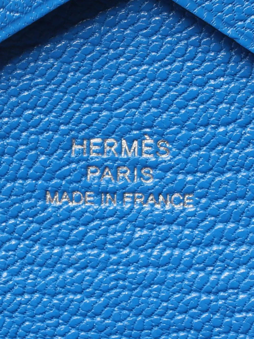 Pre-owned Hermes 2023 Chevre Calvi Duo Compact Card Holder In Blue