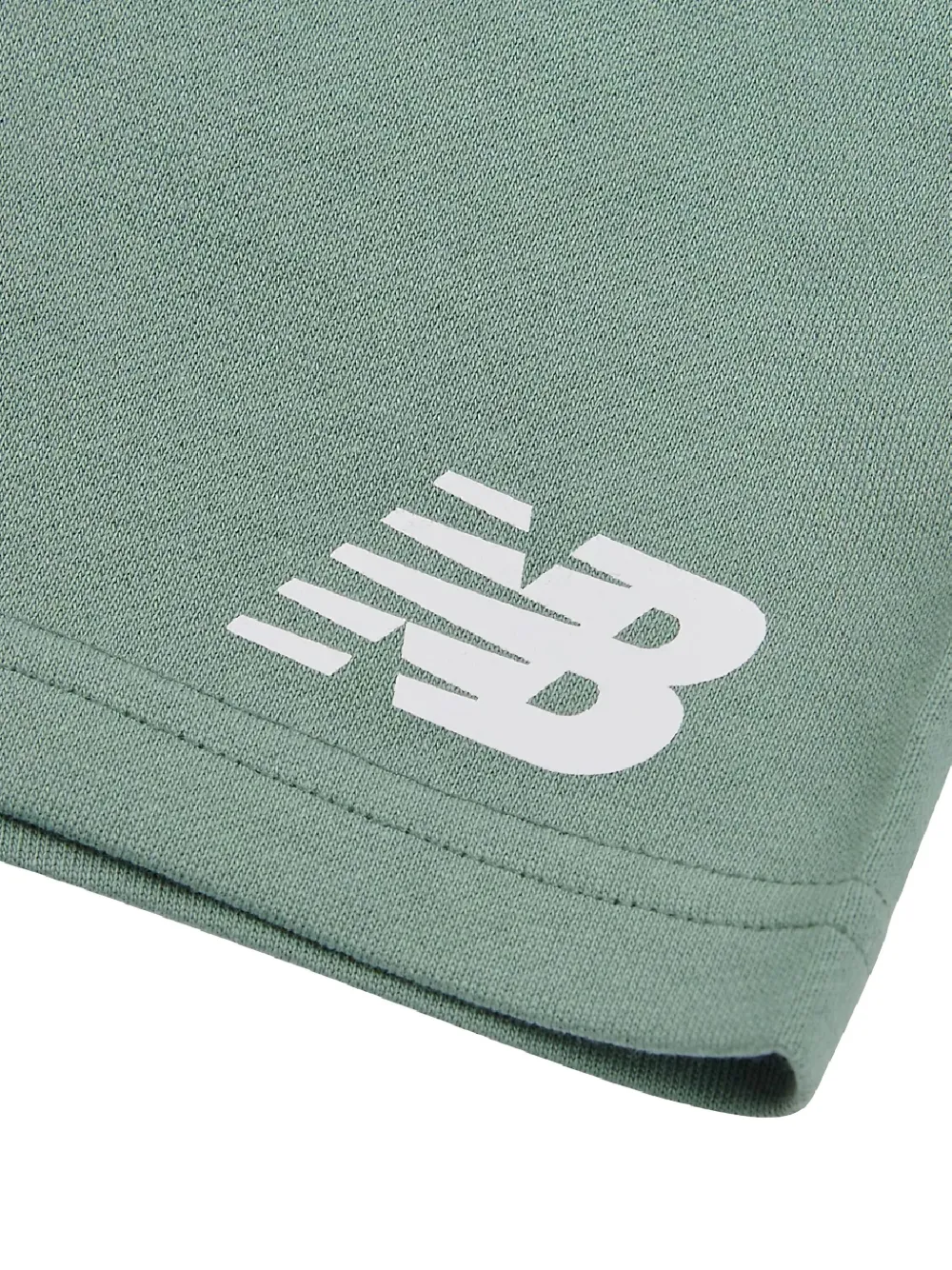New Balance Logo Drawstring Shorts In Green
