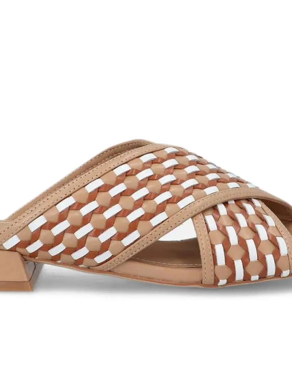 Bruno Premi Geweven sandalen met gekruiste bandjes Bruin