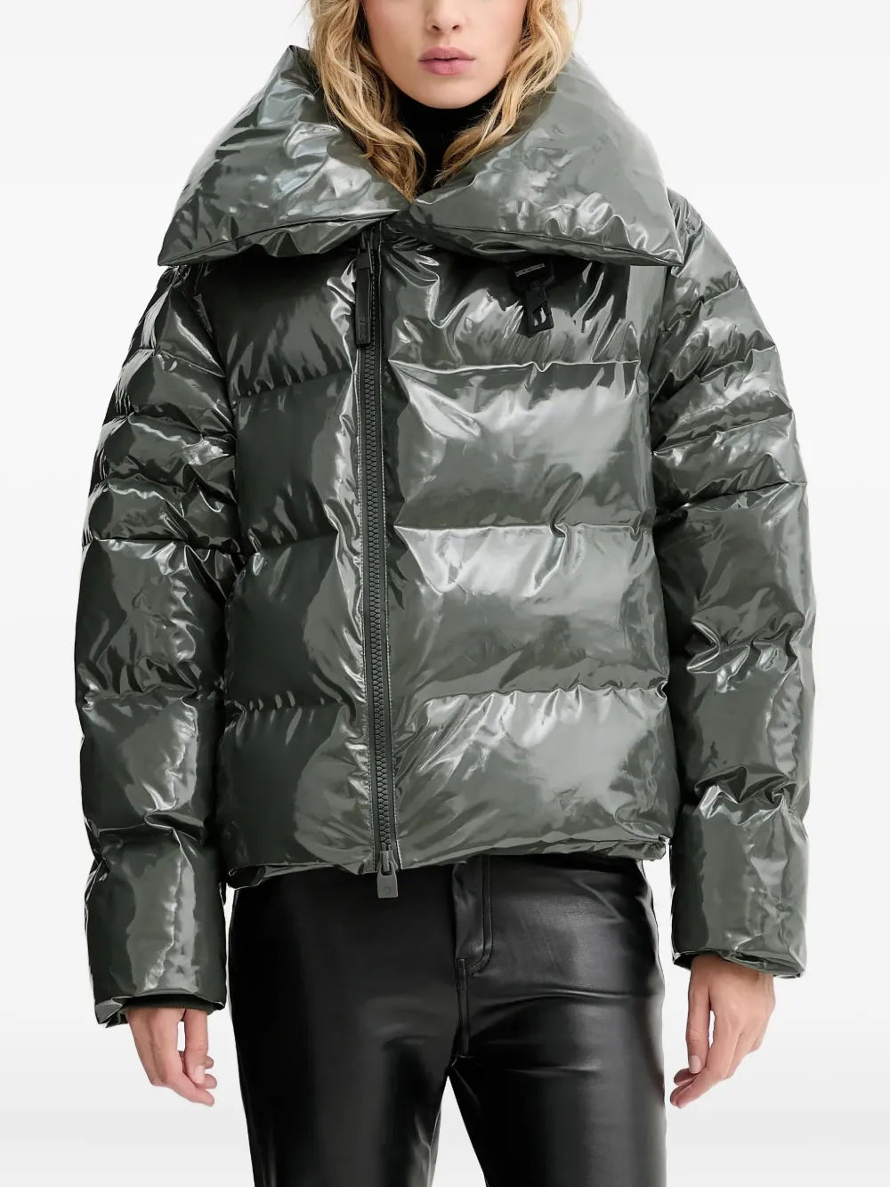 Rains Alta Vision Short Puffer Jacket Swamp In Green
