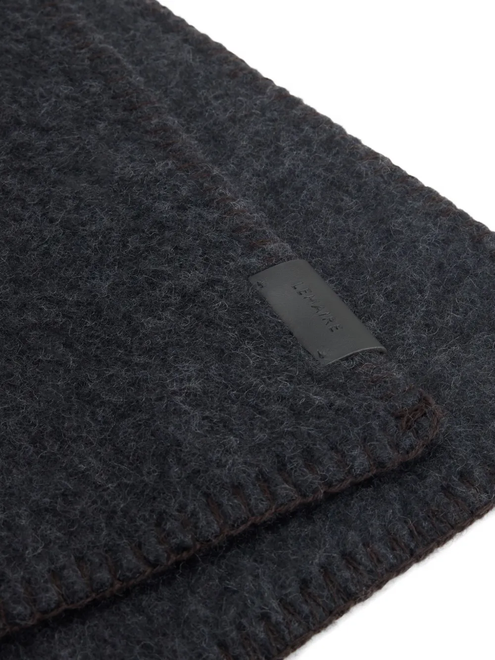 LEMAIRE Sjaal met stiksels Grijs