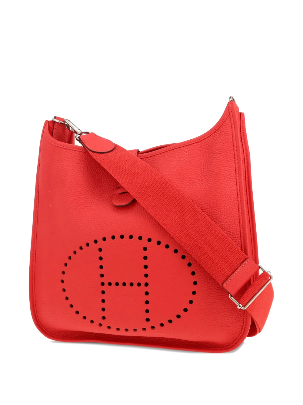 Pre-owned Hermes 2015 Evelyne Iii Perforated Shoulder Bag In Red