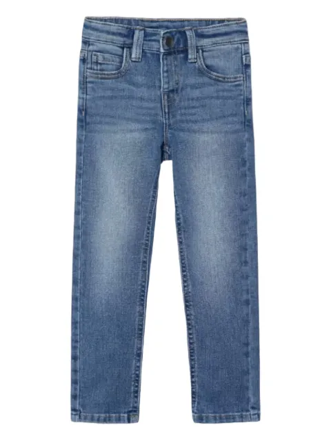 Mayoral jeans de mezclilla con parche del logo