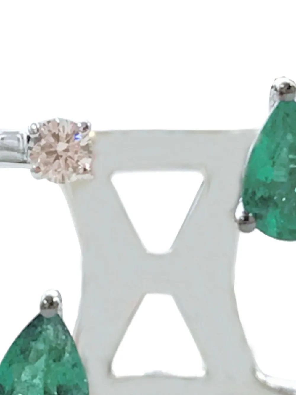  Stefere 18k White Gold Emerald And Diamond Ring - Silver 