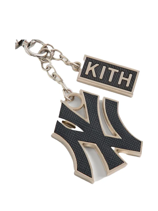 Kith NewYorkYankees Keyring キーリング キーホルダー KITH x New York Yankees logo-plaque Keyring | Silver | FARFETCH