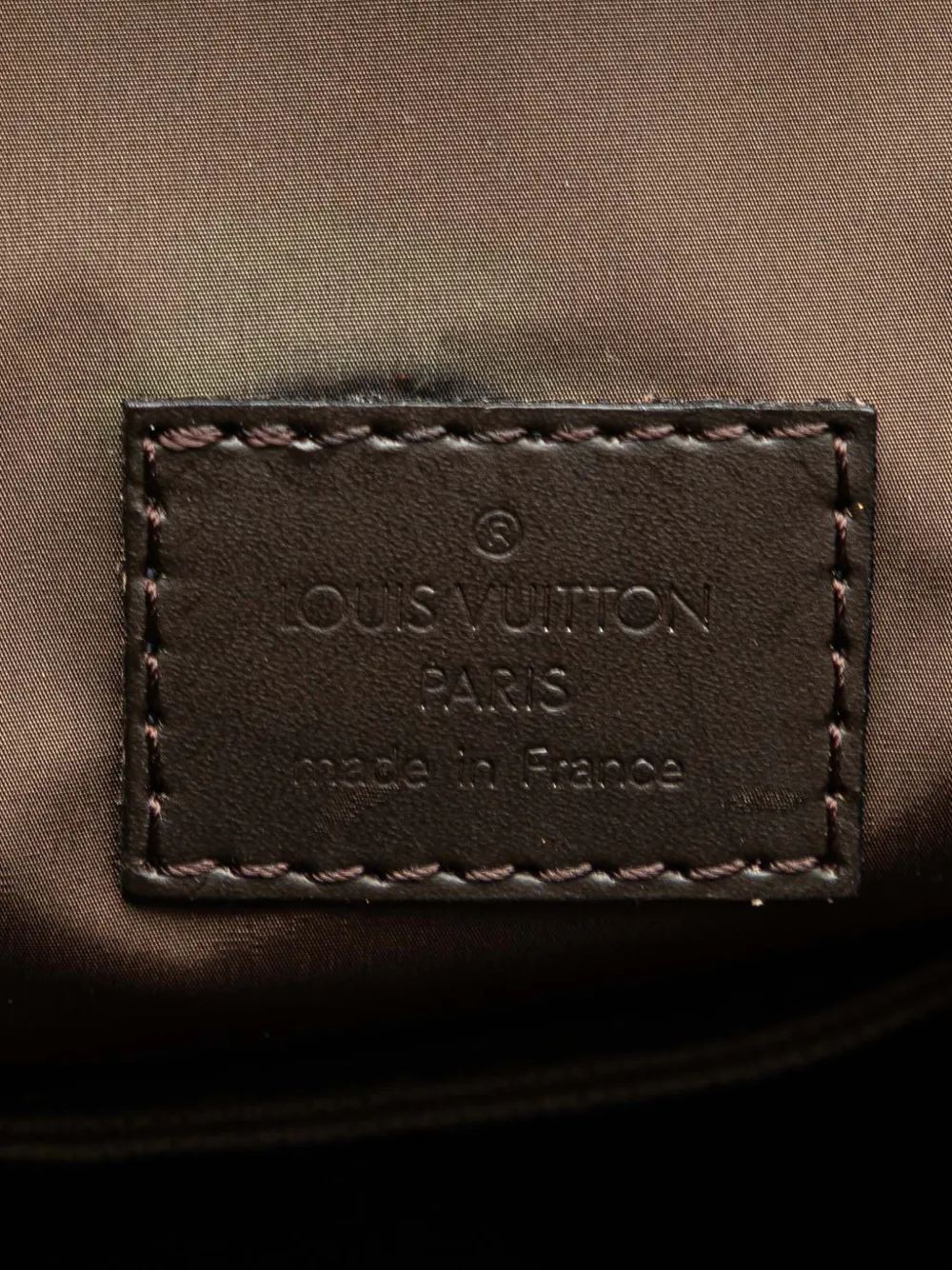 Pre-owned Louis Vuitton 2005 Damier Geant Compagnon Crossbody Bag In Black