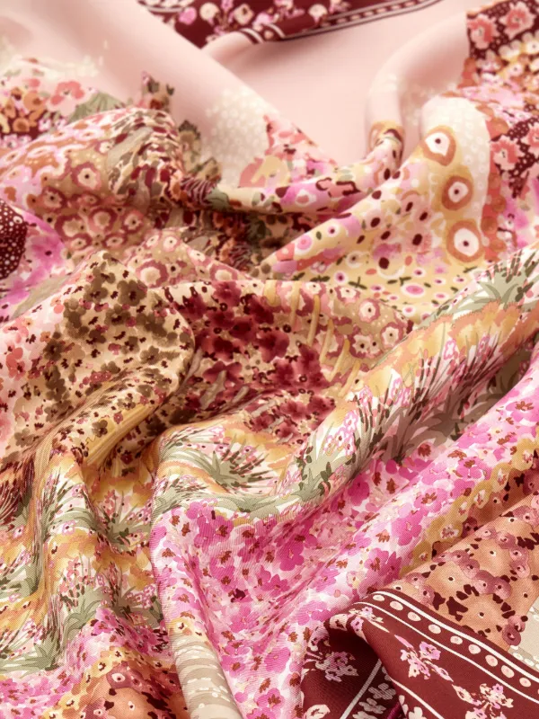 Ferragamo Palazzo-print Silk Scarf | Red | FARFETCH AO