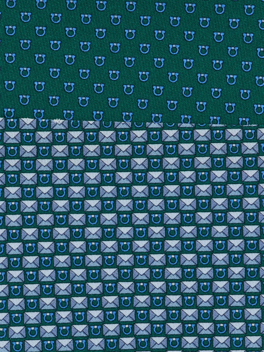 Ferragamo Zijden stropdas met letterprint Groen