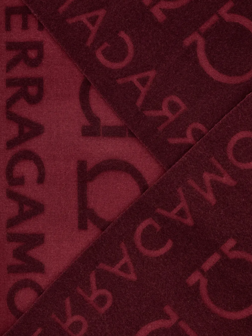  Ferragamo Bufanda Con Logo Gancini En Jacquard - Rojo 