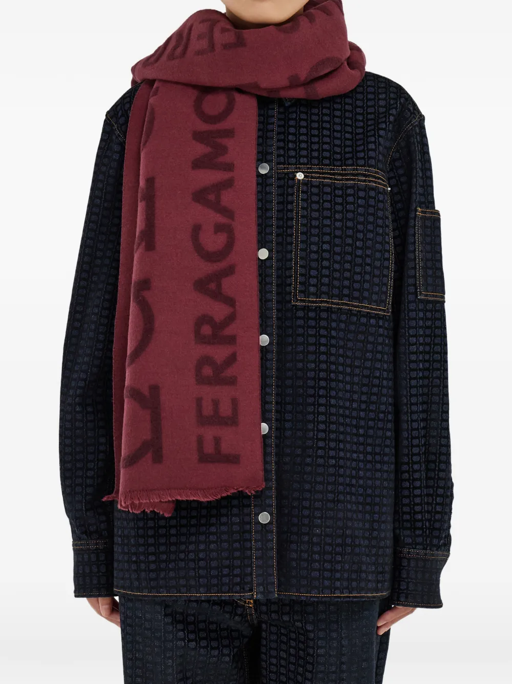 Ferragamo Gancini sjaal met jacquard en logo - Rood