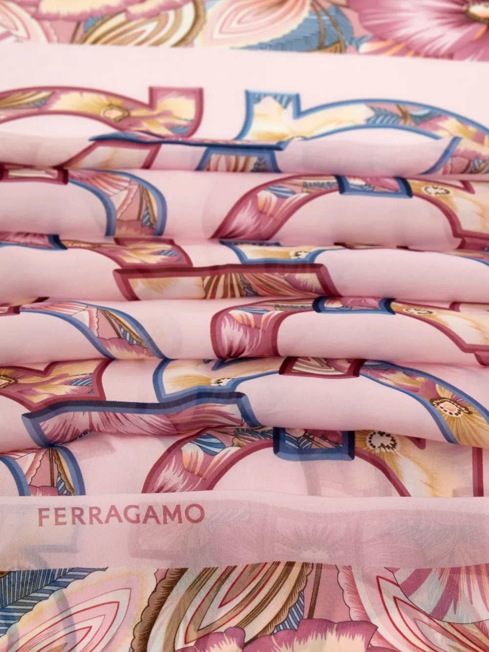 Ferragamo Gancini Floral Print Scarf In Multi