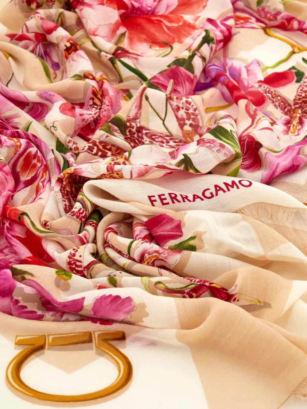 Ferragamo Sjaal met bloemenprint Roze