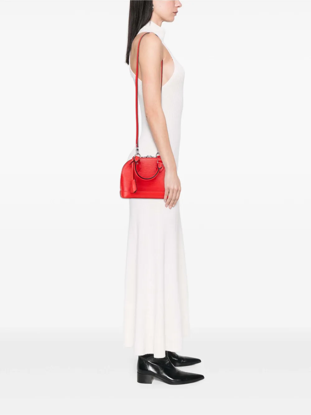 Pre-owned Louis Vuitton 2015 Epi Alma Bb Satchel In Red