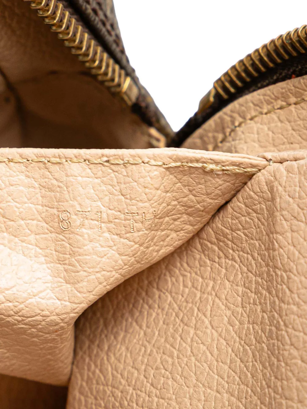 Pre-owned Louis Vuitton 1987 Monogram Trousse Toilette 23 Clutch Bag In Brown