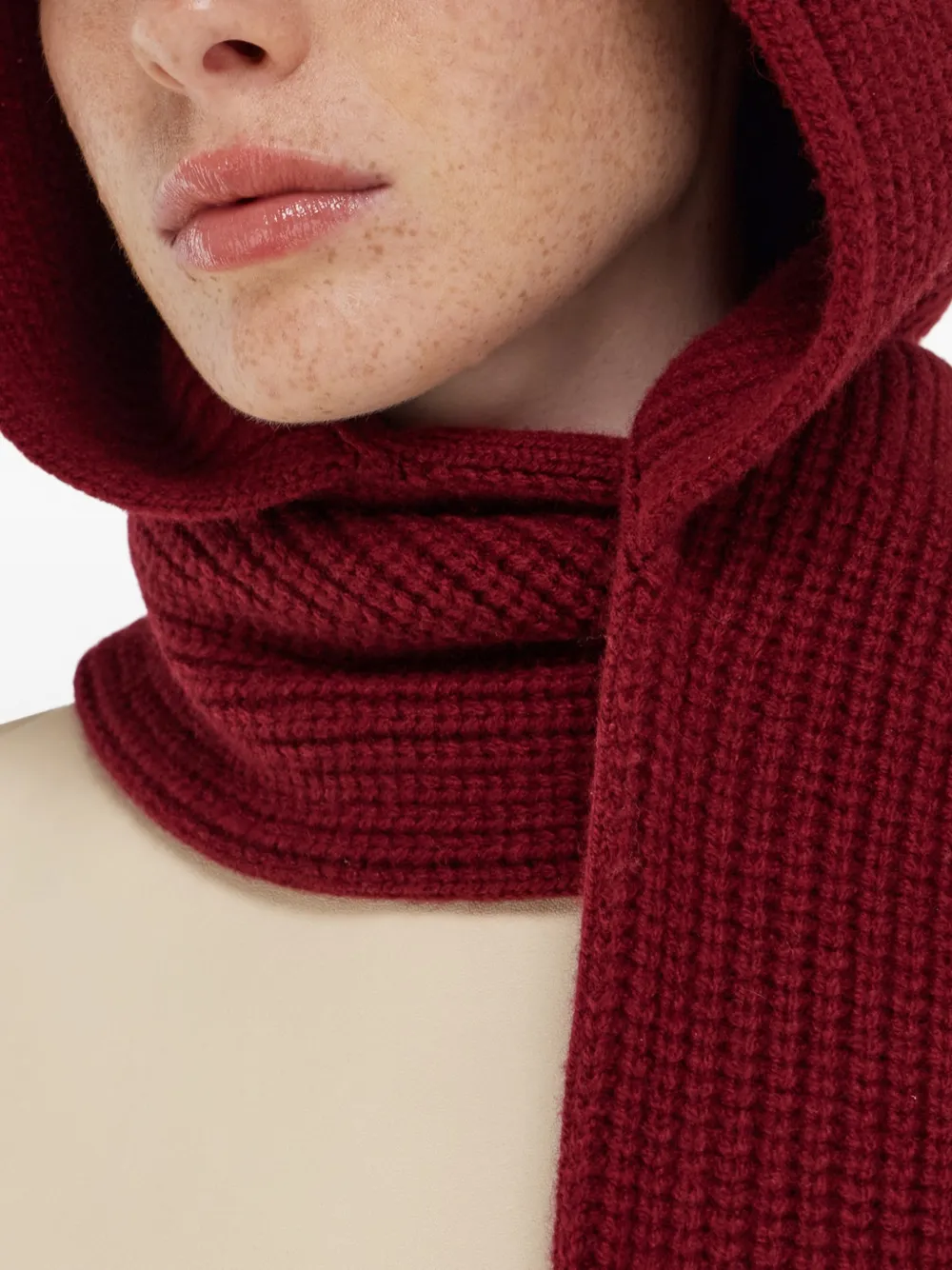Ferragamo Hooded Fringe Scarf In Burgundy