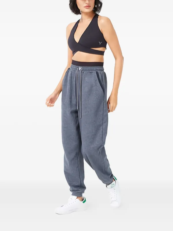 SQUATWOLF クロスストラップ スポーツブラ | ブラック | FARFETCH JP