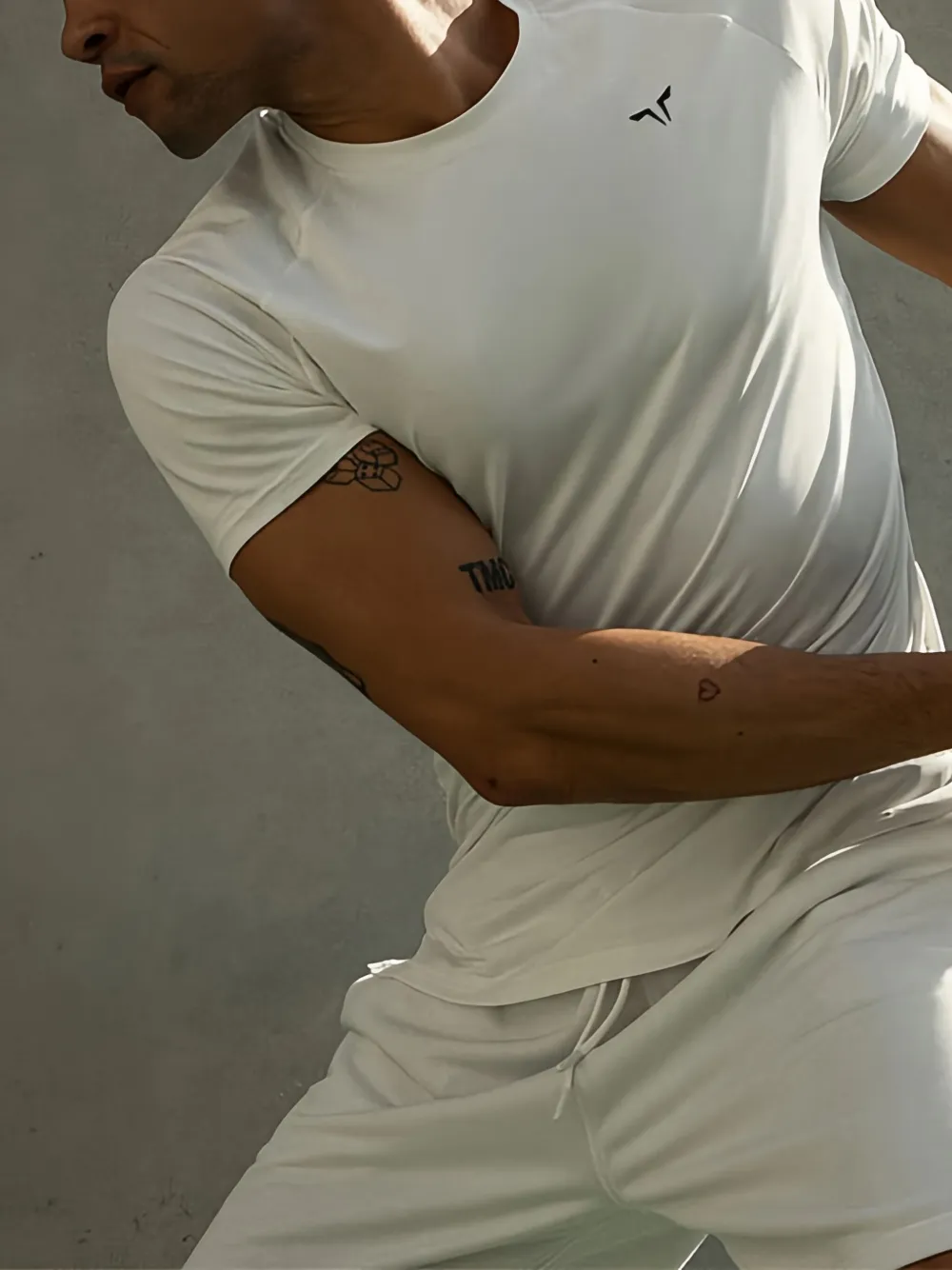 Squatwolf Ultralight Logo-print T-shirt In White