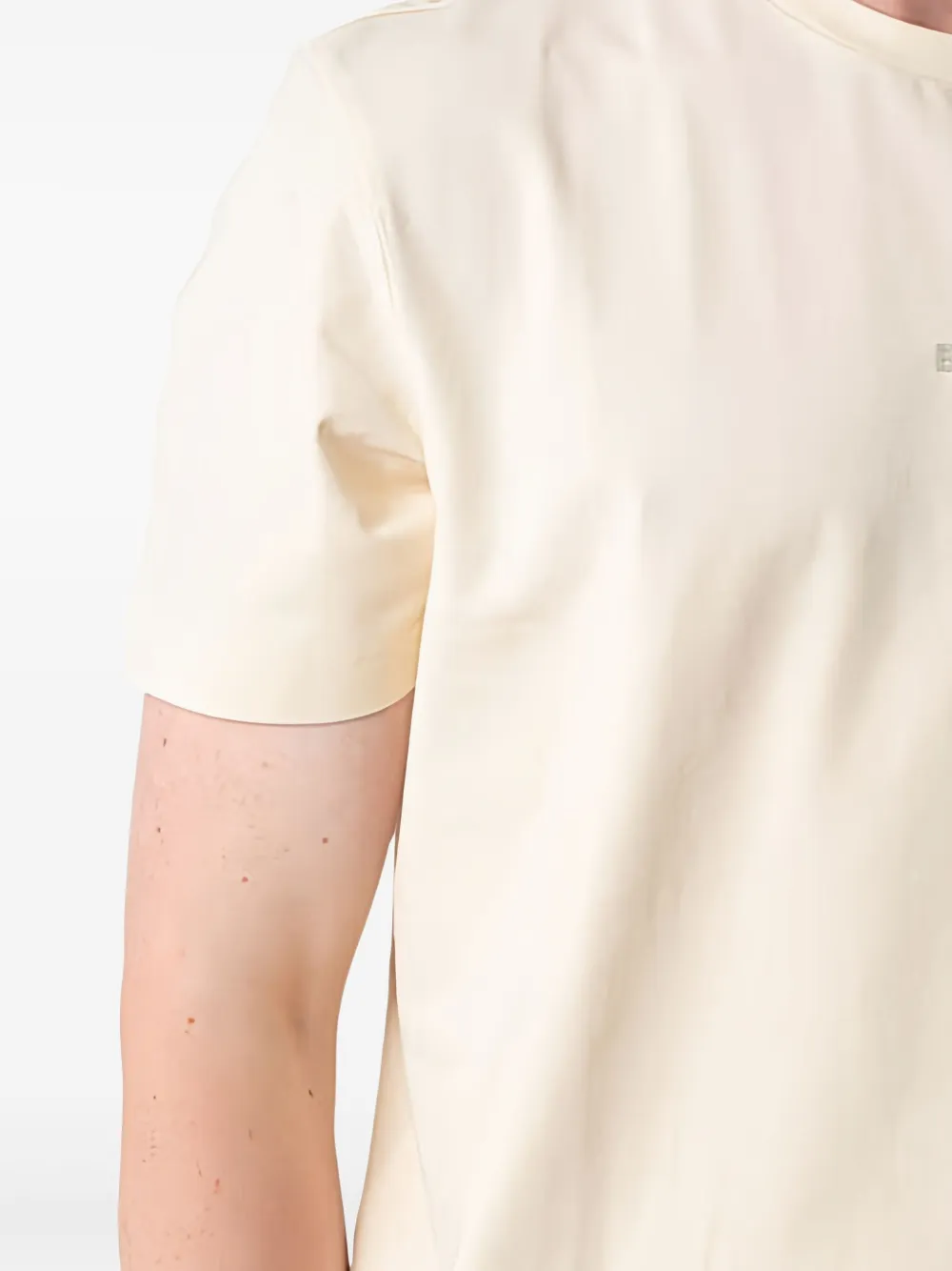 Hugo Boss Logo T-shirt In Neutral
