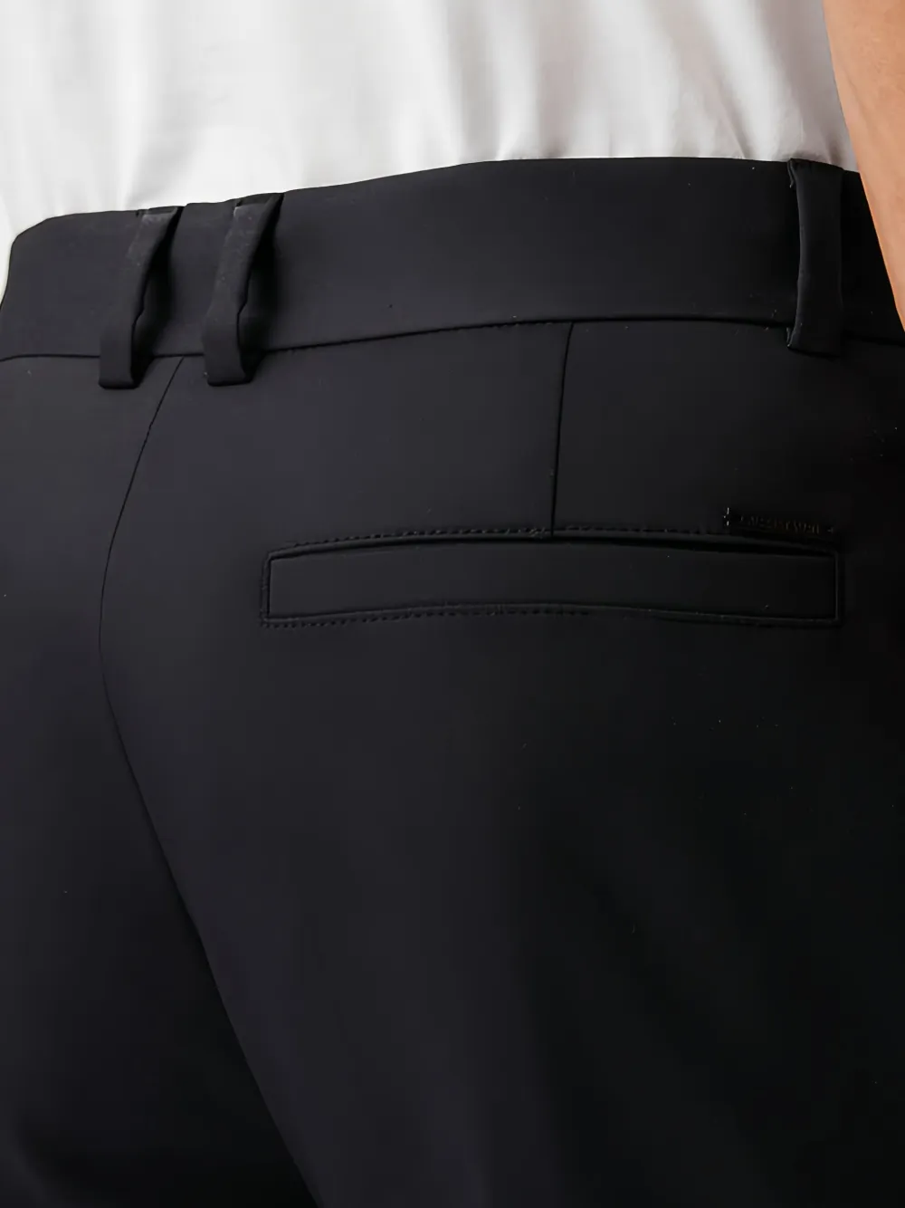 Alphatauri Cropped Tailored Trousers In Black
