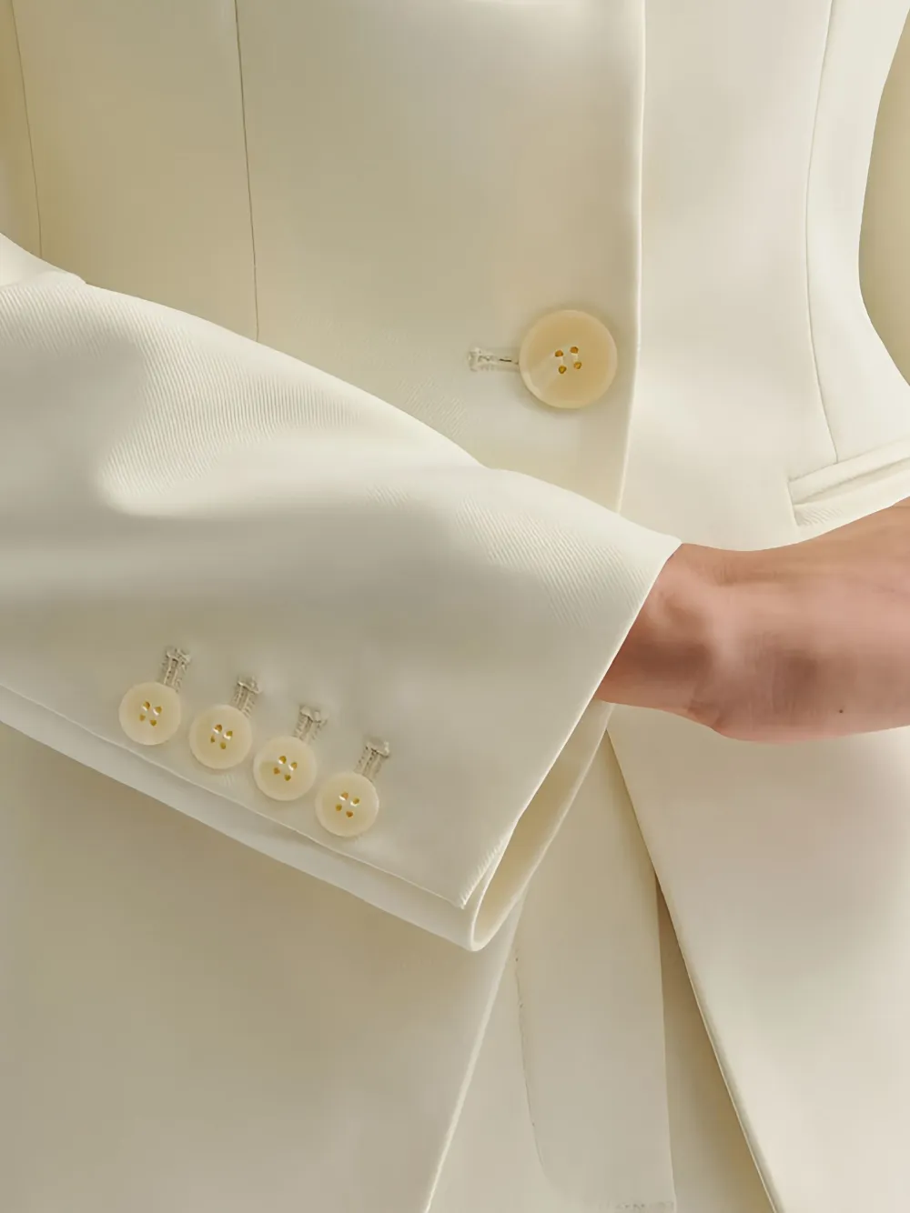 MALINA Nilla blazer met ronde kraag en knopen Beige