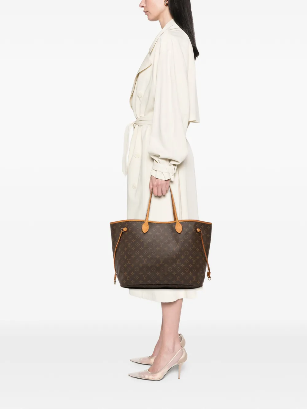 Pre-owned Louis Vuitton 2011 Monogram Neverfull Gm Tote Bag In Brown