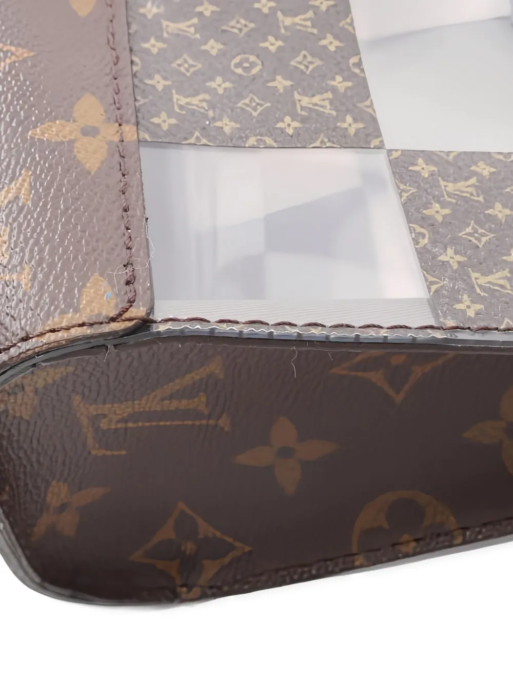 Louis Vuitton Pre-Owned 2021s clutch met monogram Bruin
