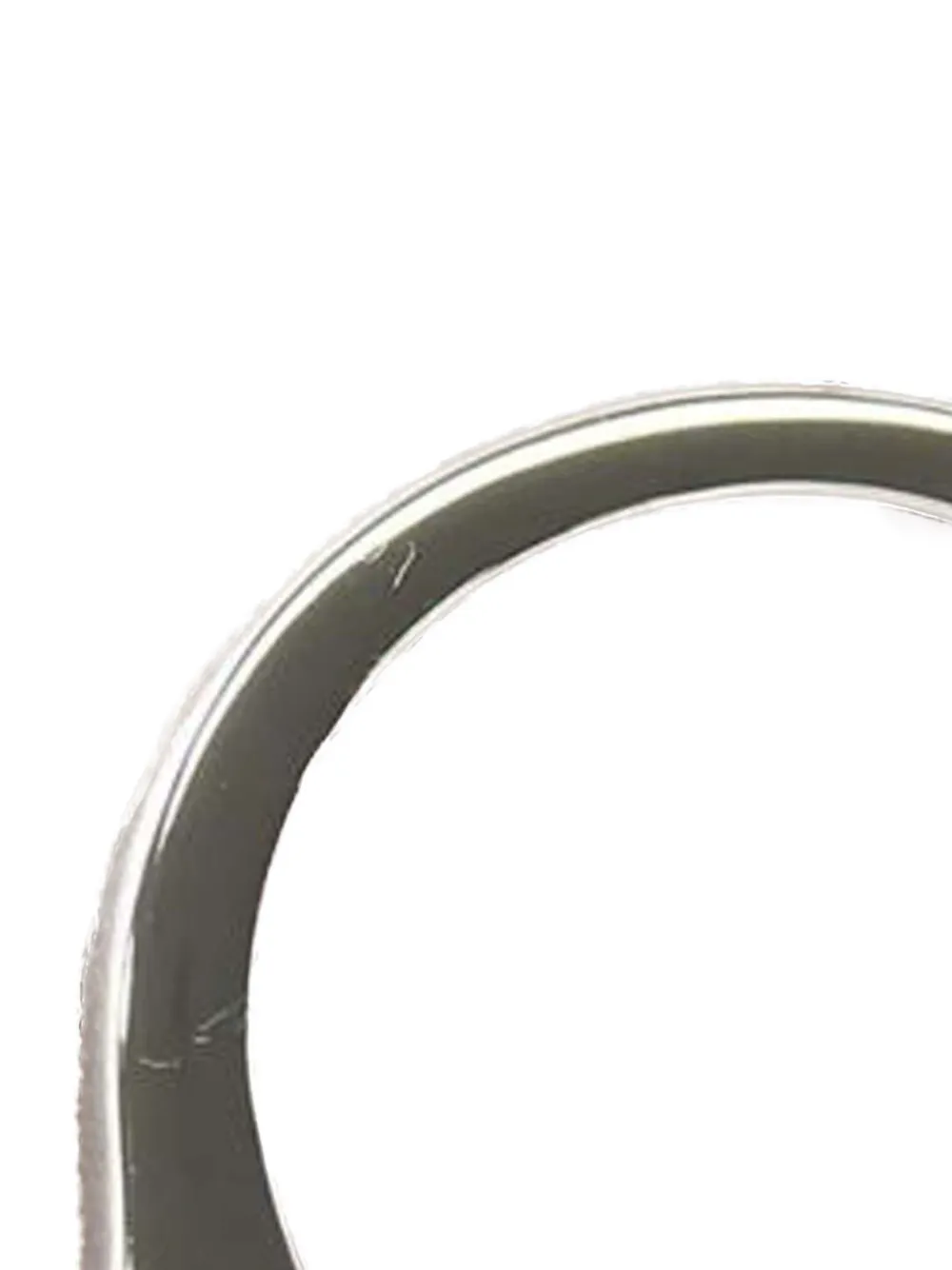 VAN CLEEF & ARPELS Pre-owned 2025 18k White Gold And Mother Of Pearl Magic Alhambra Between The Finger Ring In Silver