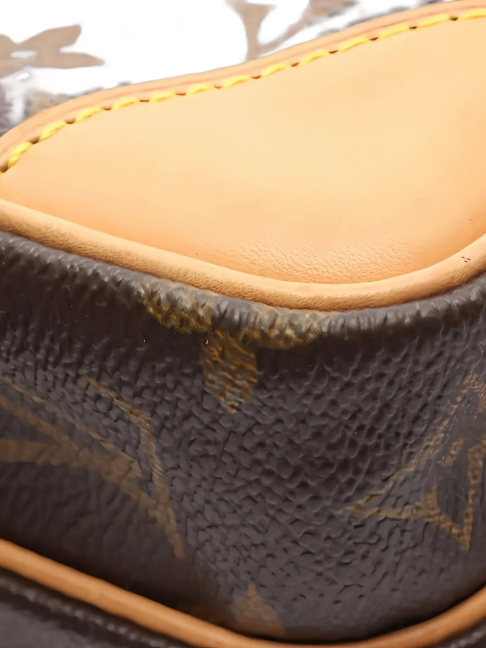 Pre-owned Louis Vuitton 2002 Amazon Shoulder Bag In Brown