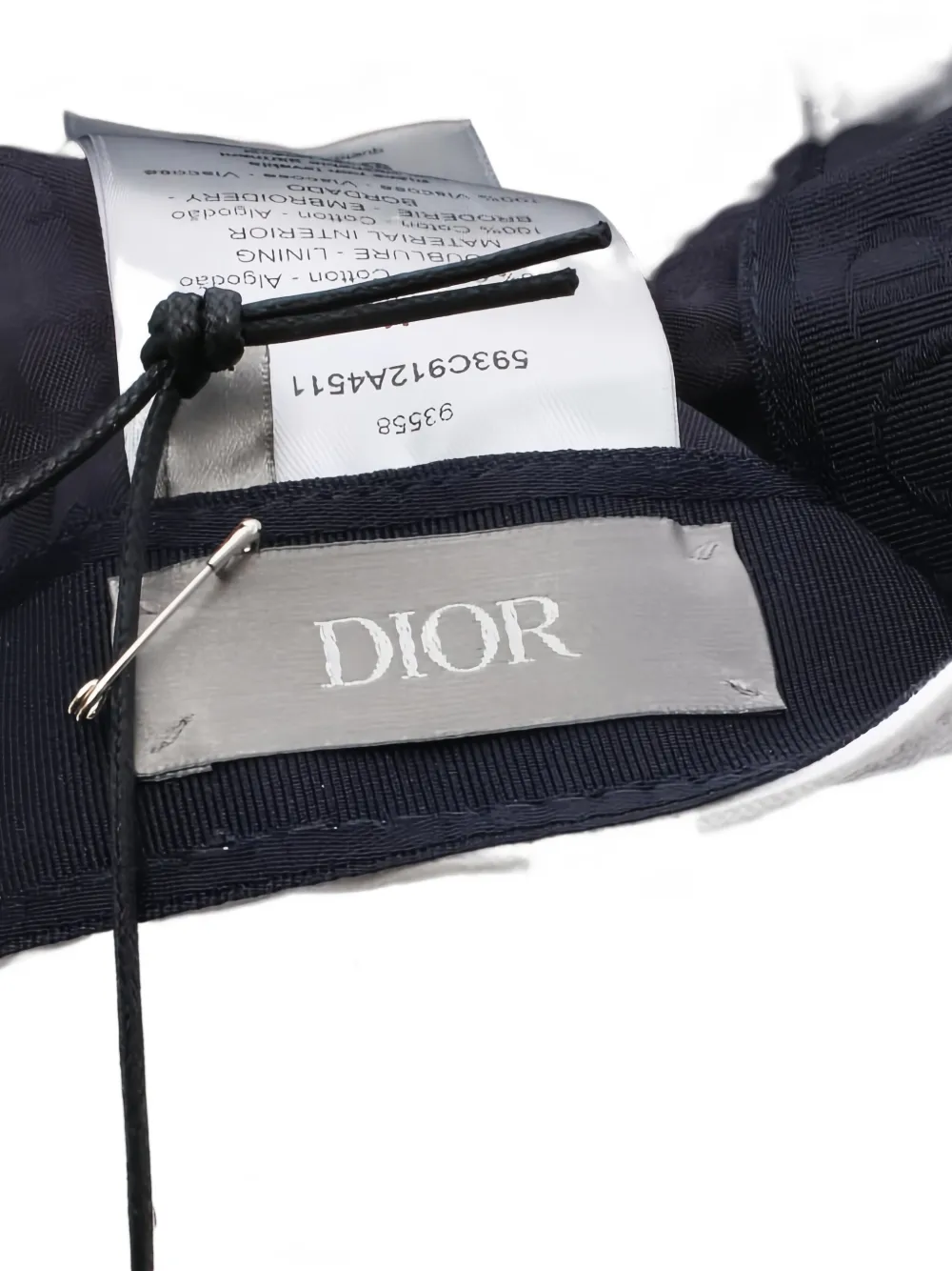 Pre-owned Dior 2020s Logo-embroidered Cotton Cap In White
