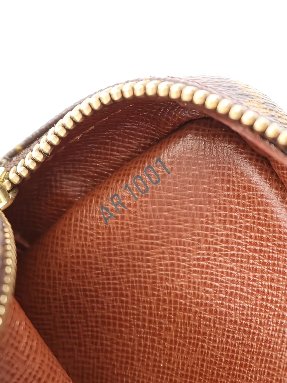 Pre-owned Louis Vuitton 2001 Amazon Monogram Cross Body Bag In Brown